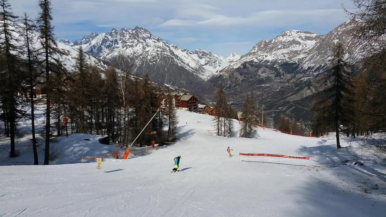 Le Skisun - Massif Et Parc National Des Ecrins - Puy Saint Vincent 1800 Puy-Saint-Vincent France